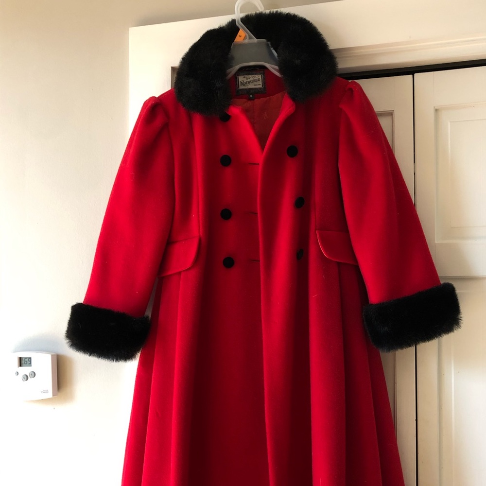 Red Rothschild Girl’s Christmas Coat size 8
